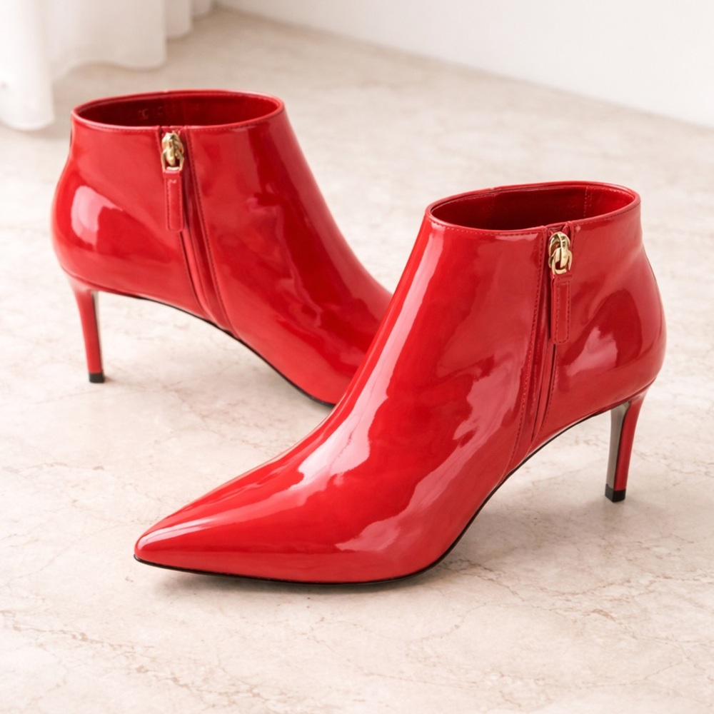 Gucci Patent Leather Statement Glossy Ankle Bootie Pointed Toe Stiletto Heel